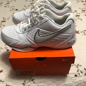 Mens Nike Air tennis shoes Size 11